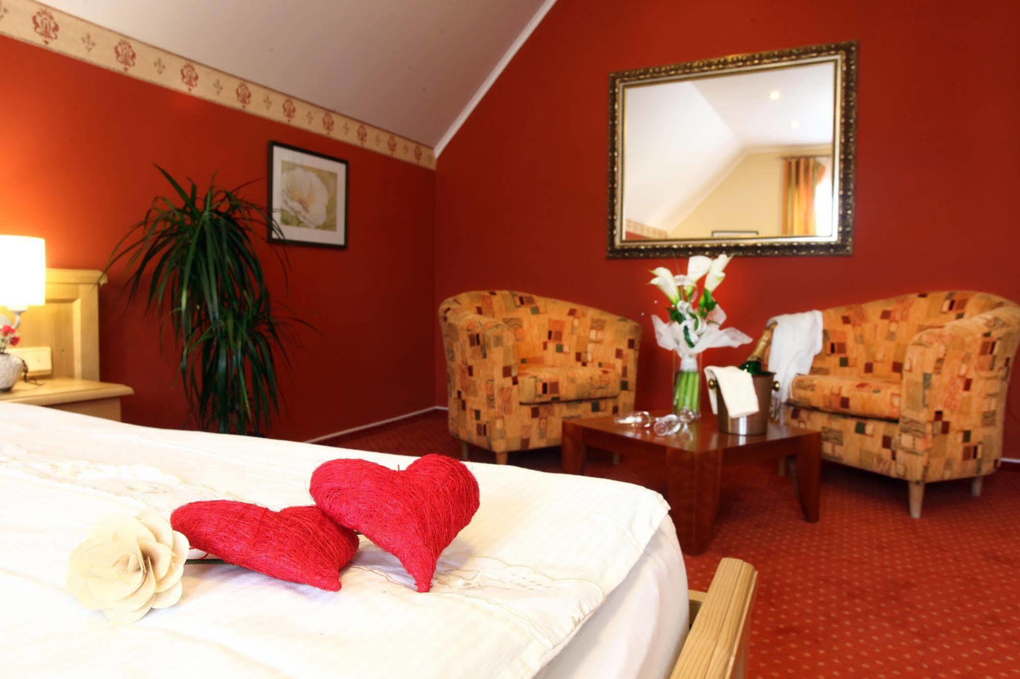 Wellness Hotel Zlatá Lípa Děčín Kültér fotó